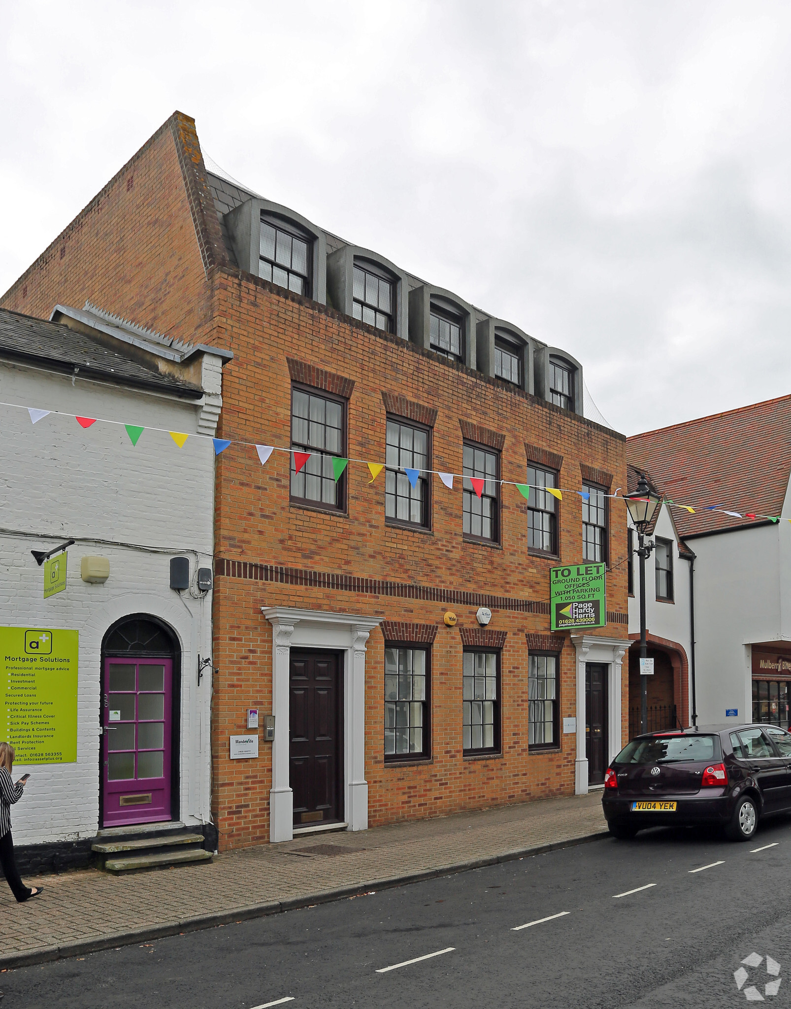 96 High St, Burnham for lease Building Photo- Image 1 of 3