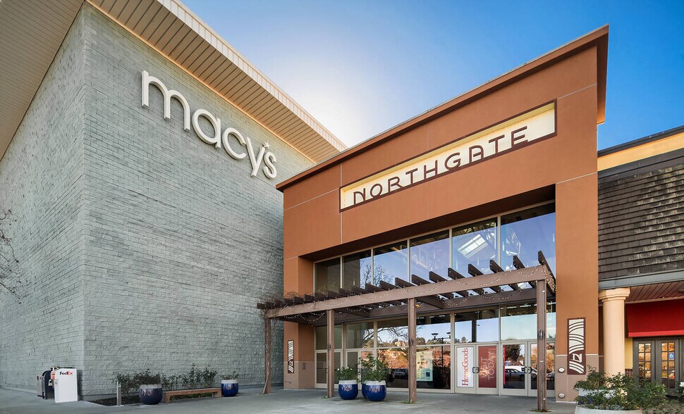 1000-9000 Northgate Mall, San Rafael, CA à louer - Photo du bâtiment - Image 1 de 10