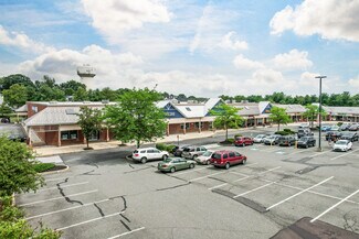 Plus de détails pour 130 W Main St, Collegeville, PA - Commerce de détail à louer