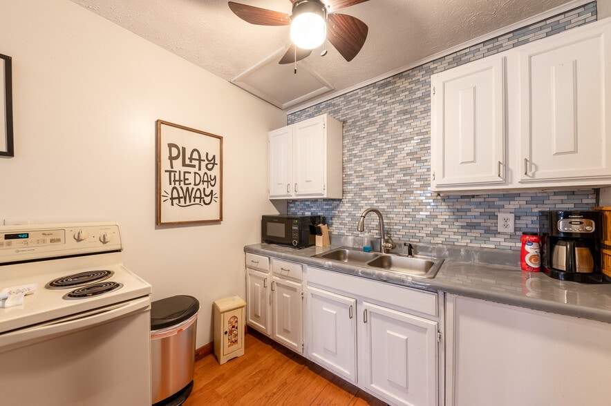 309 Keller Ave, Fayetteville, WV for sale - Building Photo - Image 3 of 52