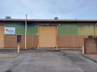 Plus de détails pour Smiddy Ct, Kilmarnock - Industriel à louer