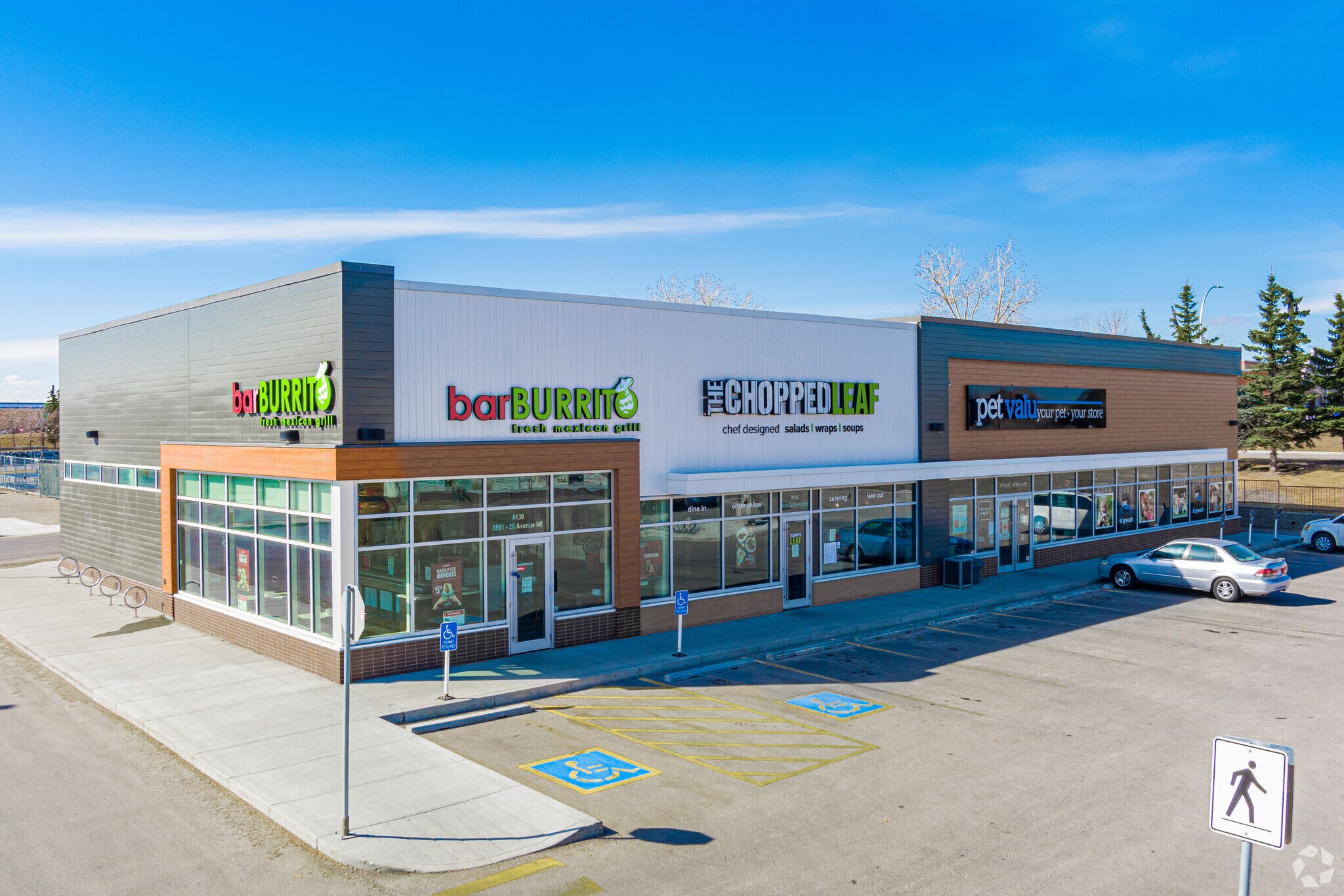 3575 20th Ave NE, Calgary, AB à vendre Photo principale- Image 1 de 1