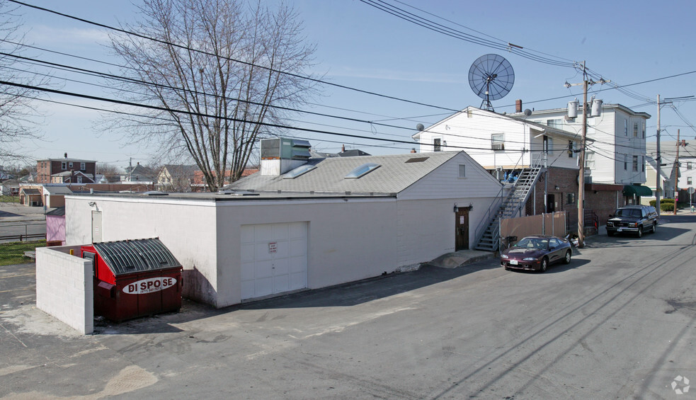 1025-1029 Charles St, Providence, RI à vendre - Photo du bâtiment - Image 2 de 33