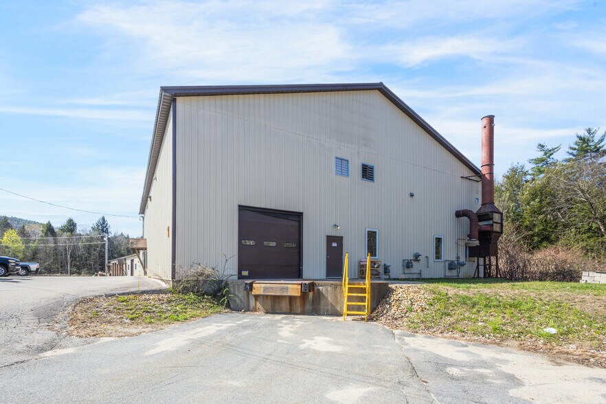 867 Route 12, Westmoreland, NH à vendre - Photo du bâtiment - Image 2 de 5