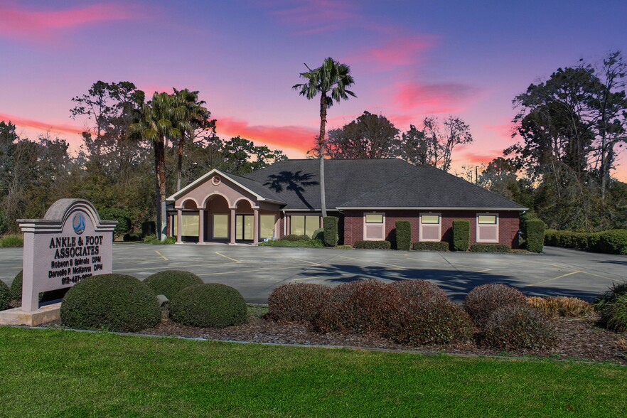 331 Peachtree St, Jesup, GA for sale - Building Photo - Image 1 of 1