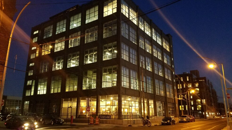 42 West St, Brooklyn, NY for lease - Building Photo - Image 2 of 9
