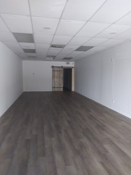 1469 N Magnolia Ave, Ocala, FL à louer - Photo du bâtiment - Image 2 de 7