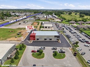 2420 S 8th St, Rogers, AR for lease Aerial- Image 1 of 15