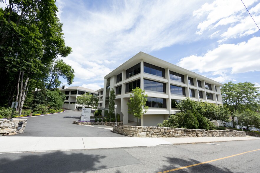 8 Wright St, Westport, CT à louer - Photo principale - Image 2 de 2