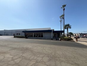 1545-1575 Pioneer Way, El Cajon, CA for lease Interior Photo- Image 2 of 11