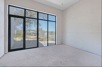 15420 General Williamson Dr, Austin, TX à vendre Photo intérieure- Image 2 de 3