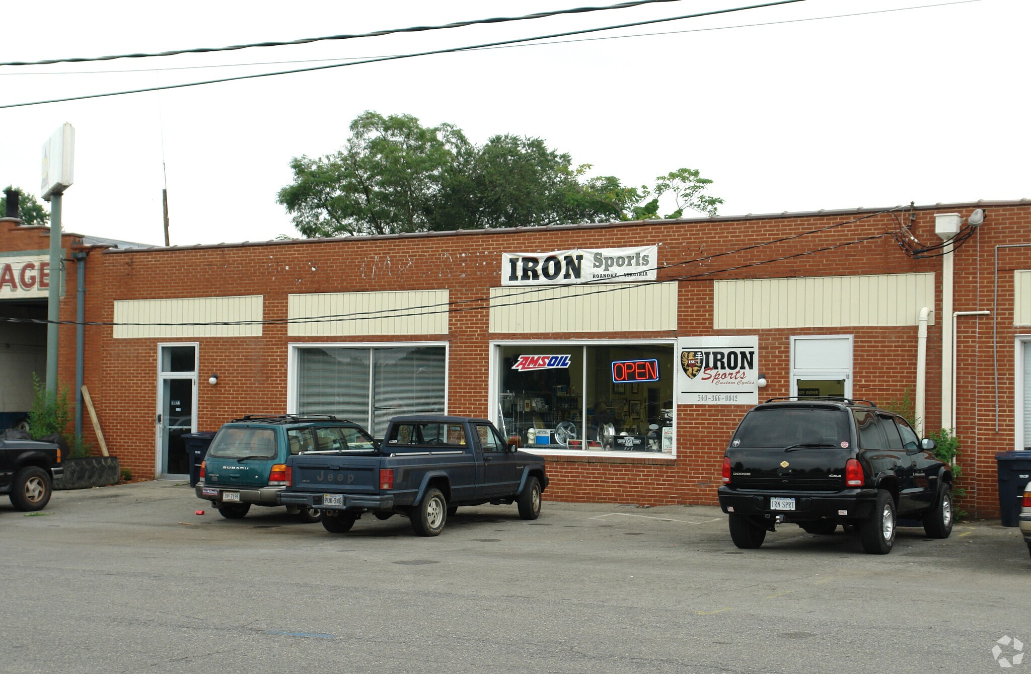 3022 Trinkle Ave NW, Roanoke, VA à vendre Photo principale- Image 1 de 3