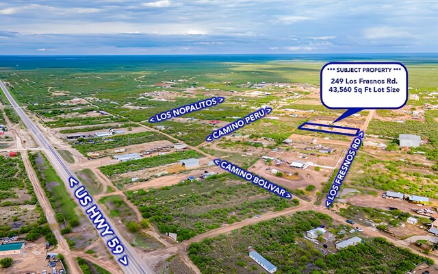 249 Los Fresnos Ave, Laredo, TX à vendre - Aérien - Image 3 de 9
