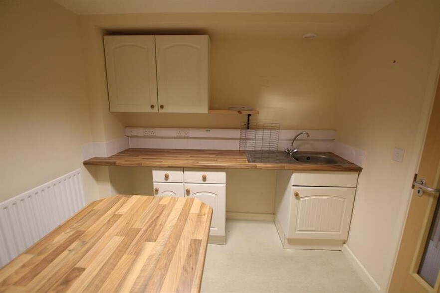 10 Priory Hl, Brecon à vendre - Photo intérieure - Image 2 de 44