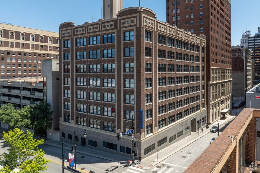 114 W 11th St, Kansas City, MO à louer - Photo principale - Image 1 de 10