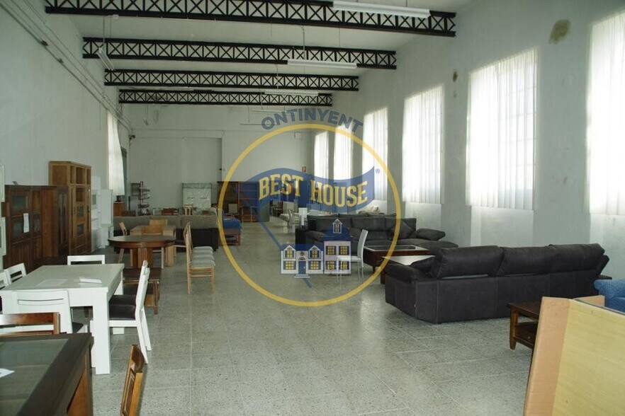 Industrial in Bocairent for sale - Interior Photo - Image 2 of 14