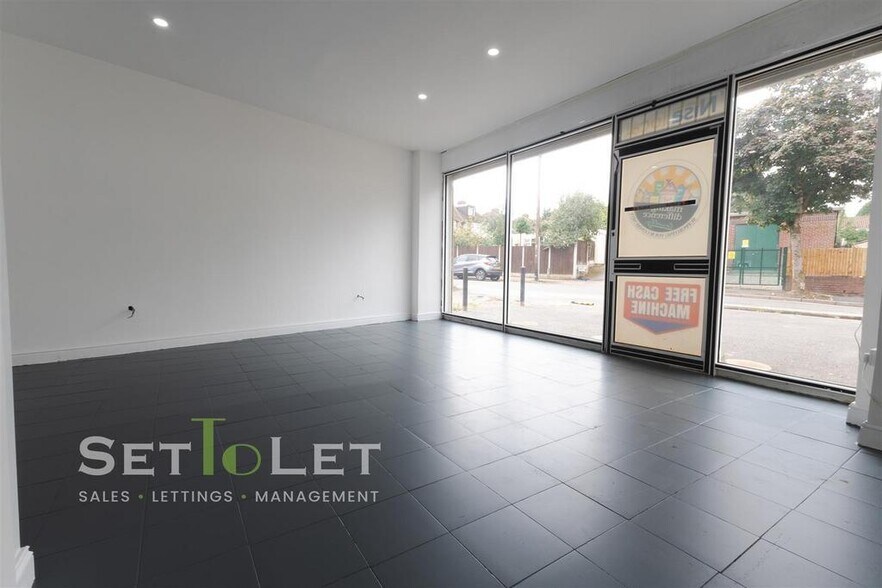 11 Strathdene Rd, Birmingham à louer - Photo du bâtiment - Image 2 de 20