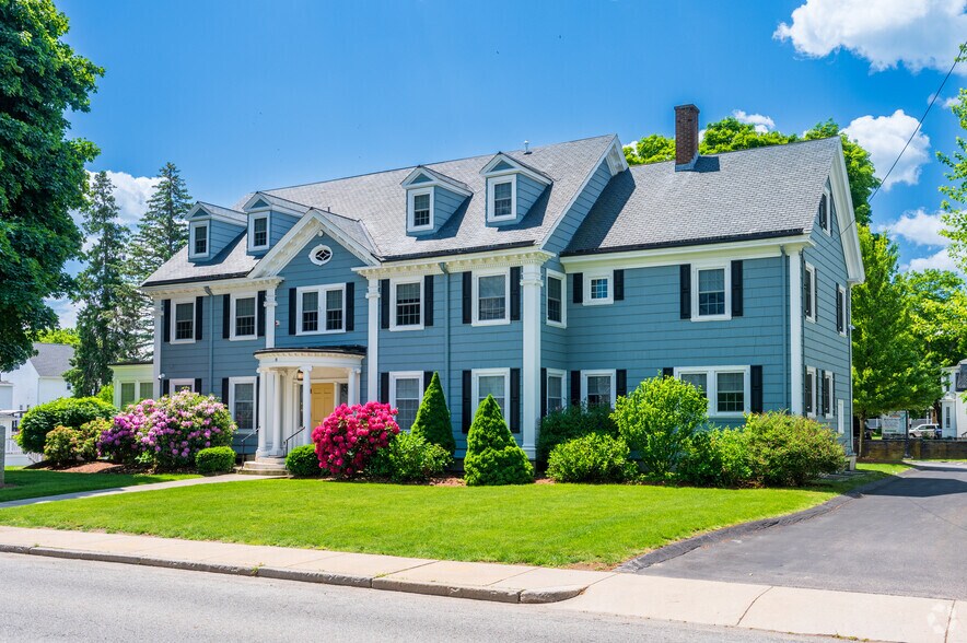 8 Church St, Westborough, MA à louer - Photo du bâtiment - Image 2 de 61