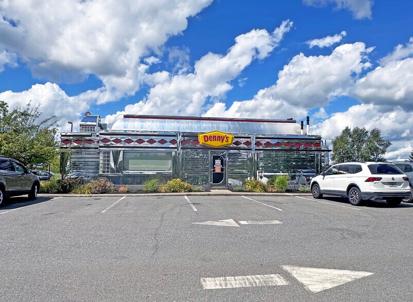 120 Haskell Rd, Bangor, ME à vendre - Photo du bâtiment - Image 2 de 7