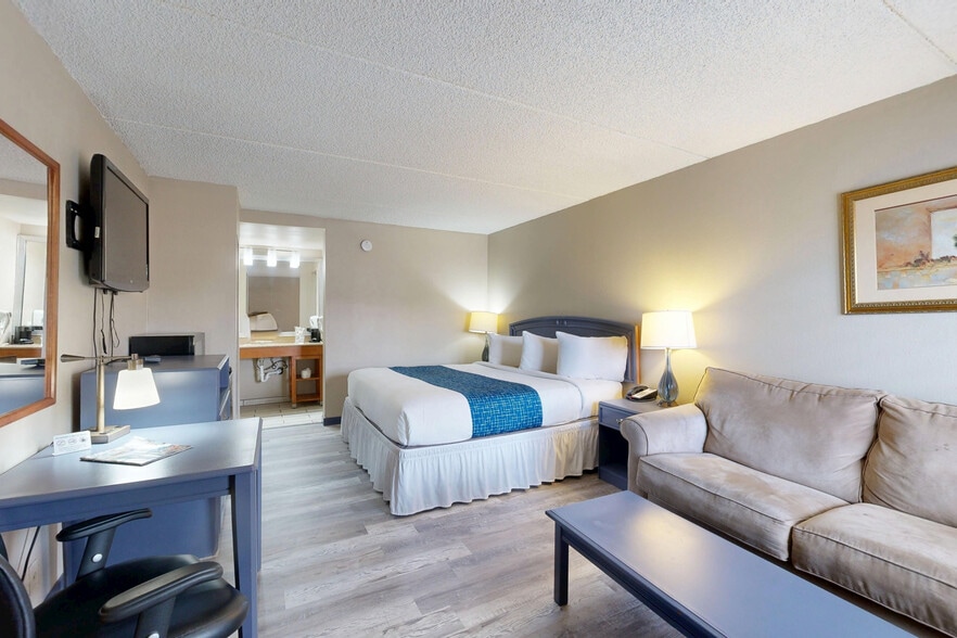 4703 N Freeway Rd, Pueblo, CO for sale - Matterport 3D Scan - Image 3 of 35