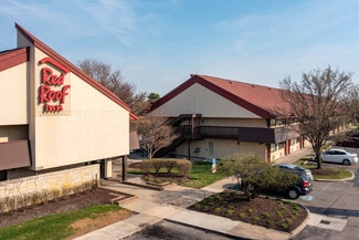 More details for 26300 Dequindre Rd, Warren, MI - Hospitality for Sale