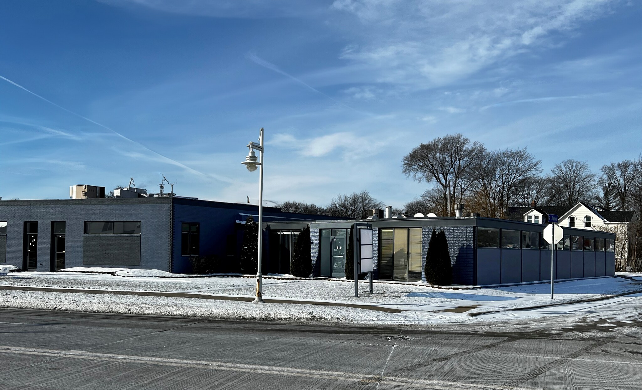 31215-31225 Jefferson Ave, Saint Clair Shores, MI à louer Photo principale- Image 1 de 3