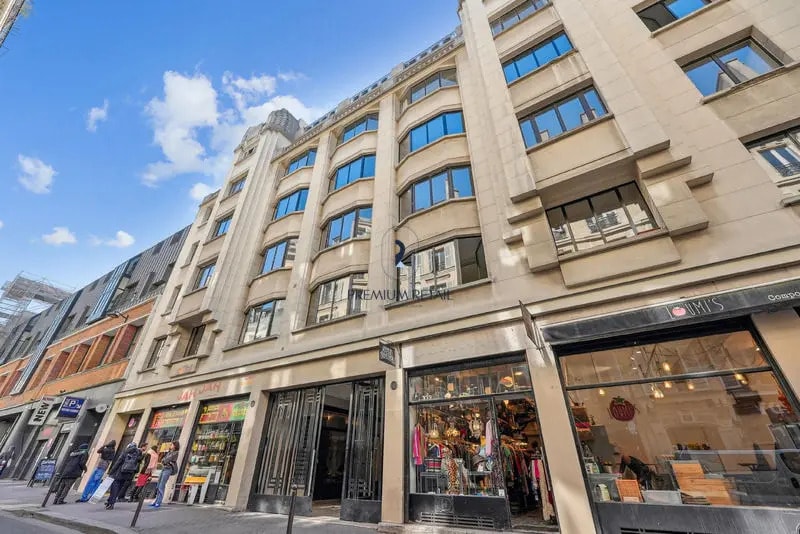 11 Rue Des Petites Ecuries, Paris for lease - Building Photo - Image 2 of 24