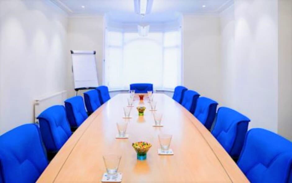 1229-1235 Stratford Rd, Birmingham à louer - Photo intérieure - Image 2 de 15