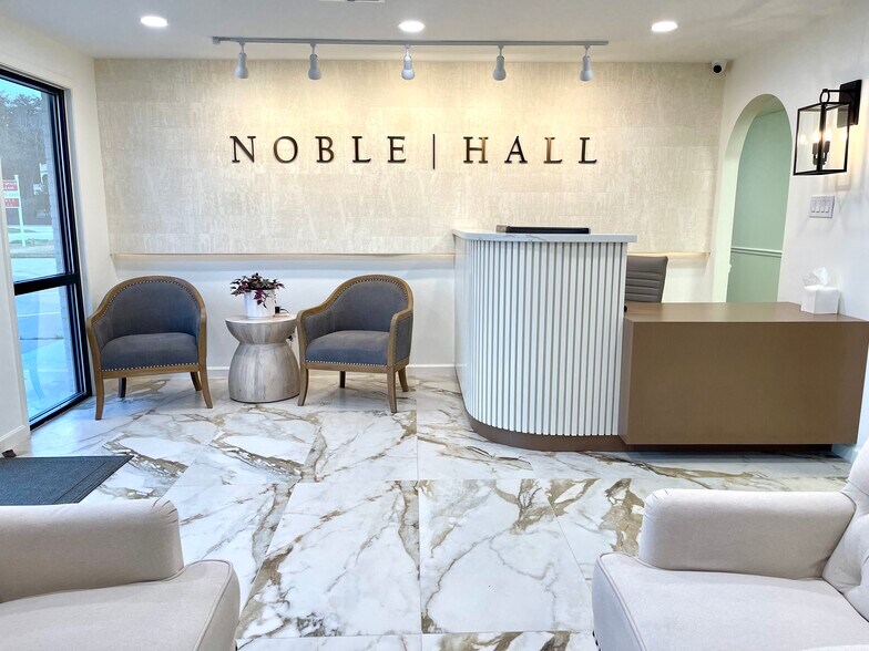 200 S 10th St, Richmond, TX à louer - Hall d’entrée - Image 3 de 16