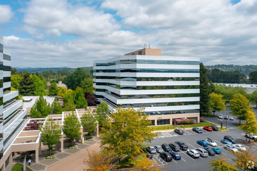 20819 72nd Ave S, Kent, WA à louer - Photo du bâtiment - Image 1 de 24