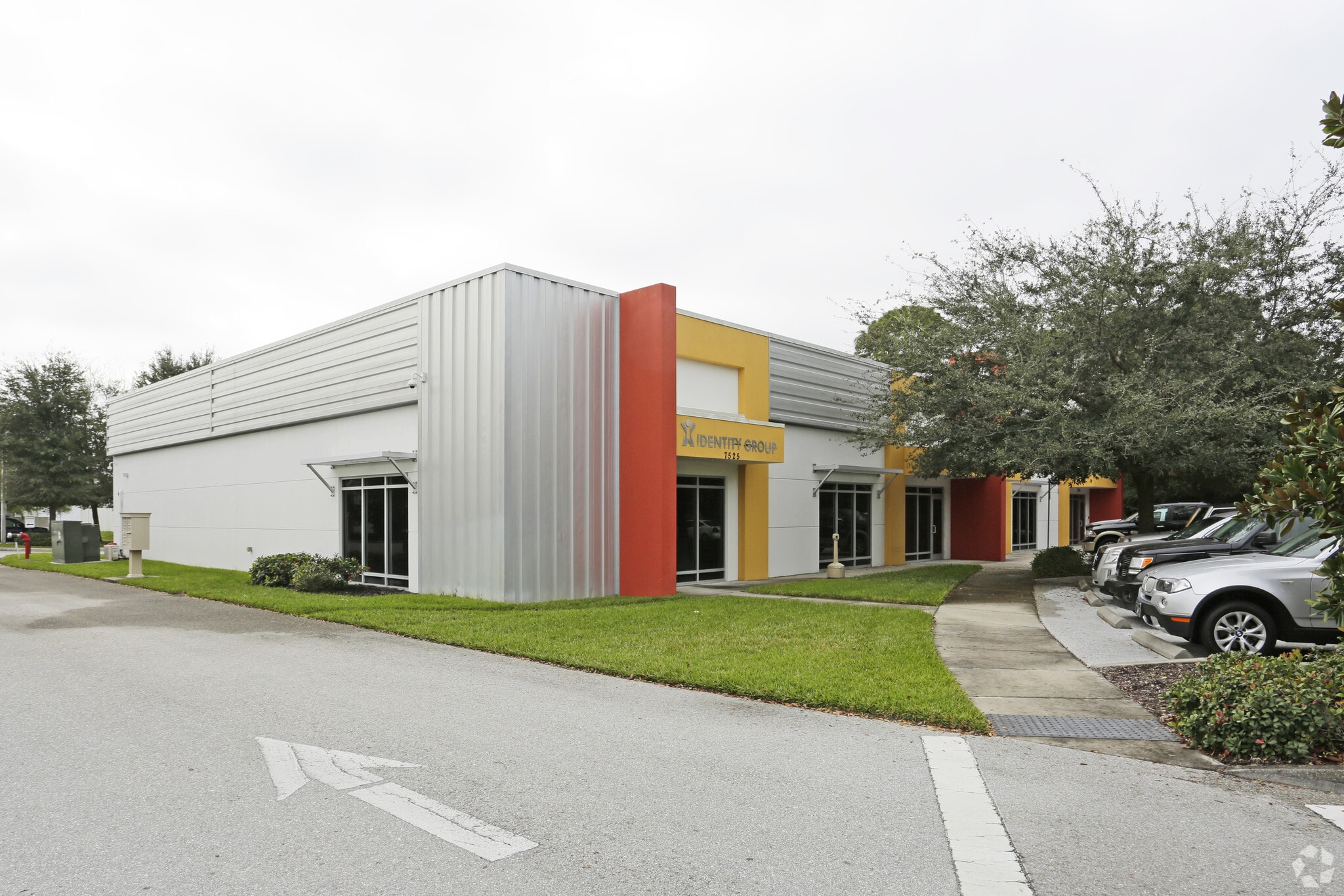 7525 Pennsylvania Ave, Sarasota, FL à louer Photo principale- Image 1 de 8