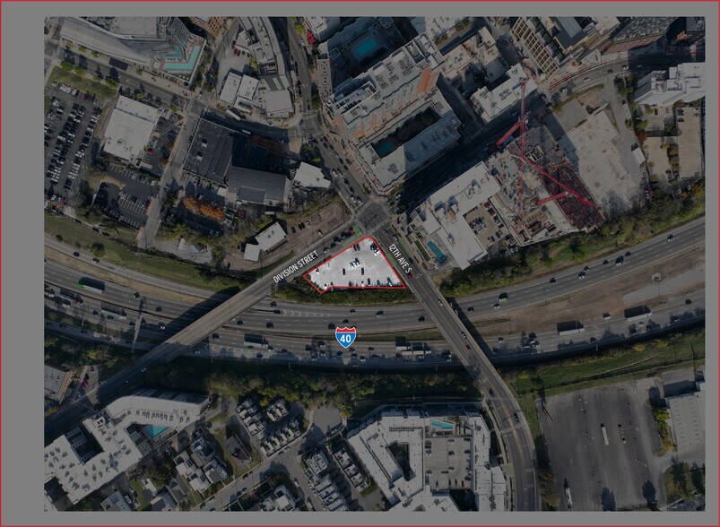 701 12th Ave S, Nashville, TN à louer - Photo du bâtiment - Image 2 de 3