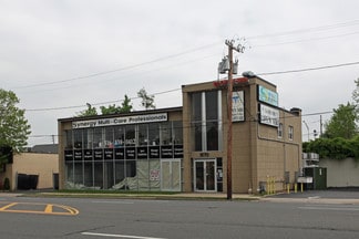 Plus de détails pour 1570 Old Country Rd, Westbury, NY - Bureau à louer