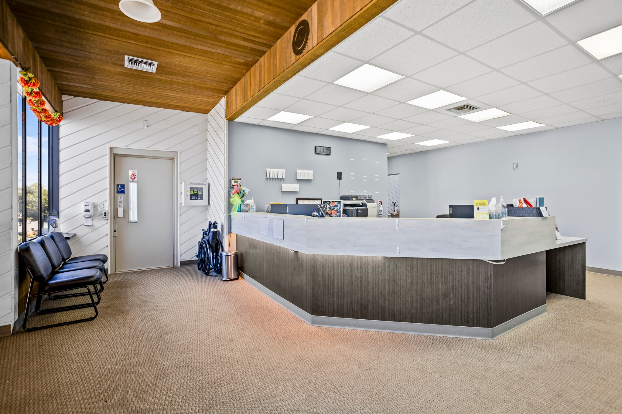 7511 W Arrowhead Ave, Kennewick, WA for lease Interior Photo- Image 1 of 24