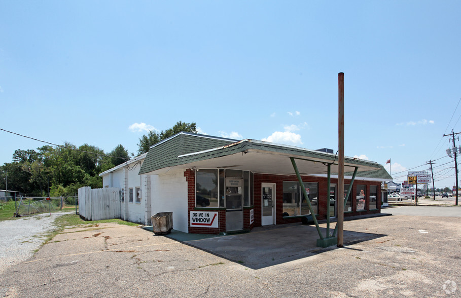 201 E Pass Rd, Gulfport, MS for sale - Primary Photo - Image 1 of 1