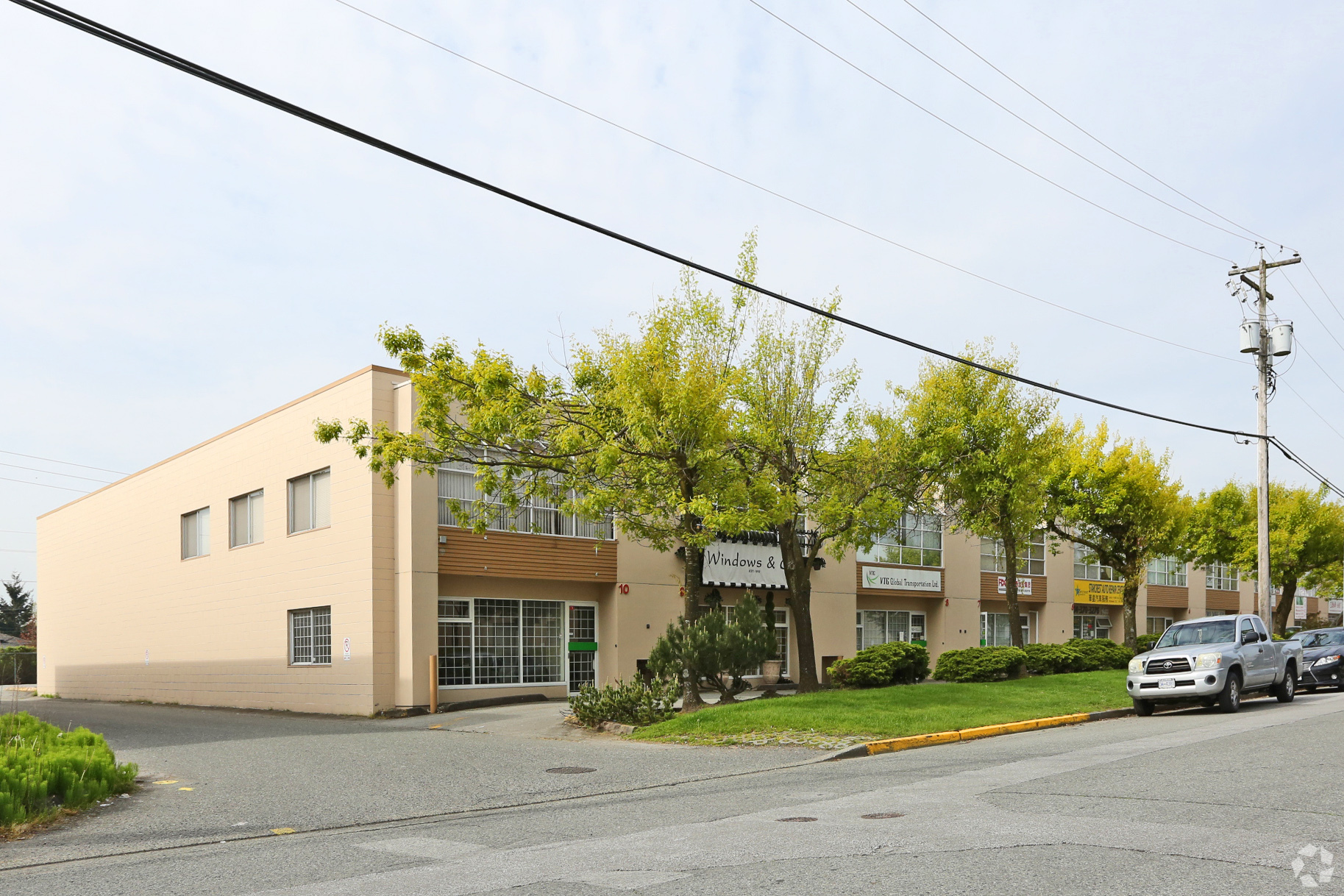 11460 Voyageur Way, Richmond, BC for lease Primary Photo- Image 1 of 11