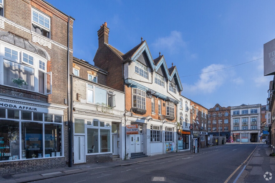 53 Cheapside, Luton for lease - Building Photo - Image 2 of 2