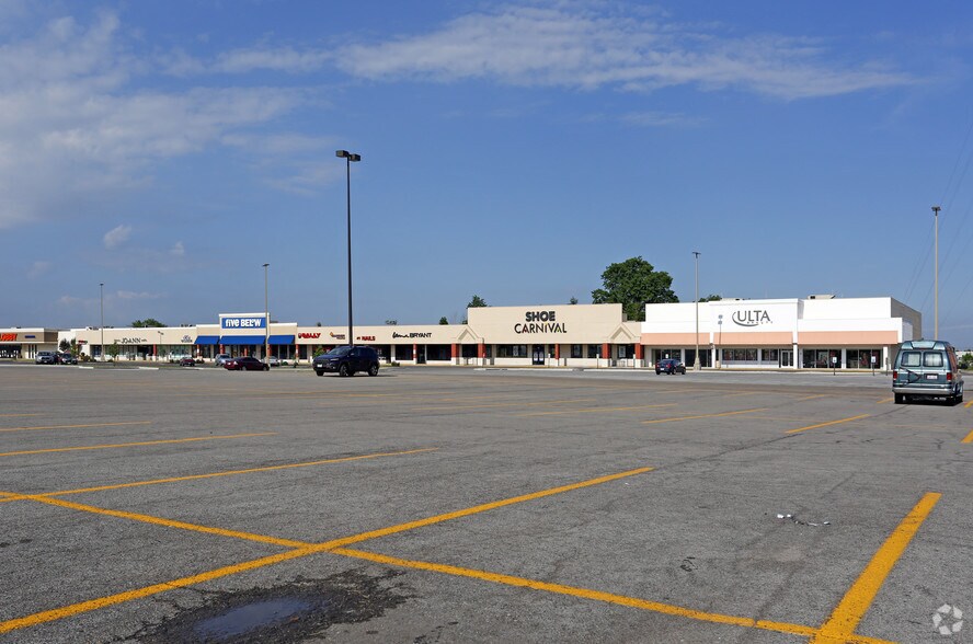 2720 Elida Rd, Lima, OH à vendre - Photo principale - Image 1 de 13