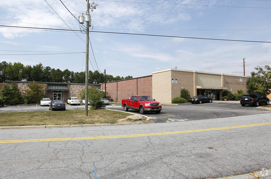 4465 Commerce Dr SW, Atlanta, GA for lease - Primary Photo - Image 1 of 5