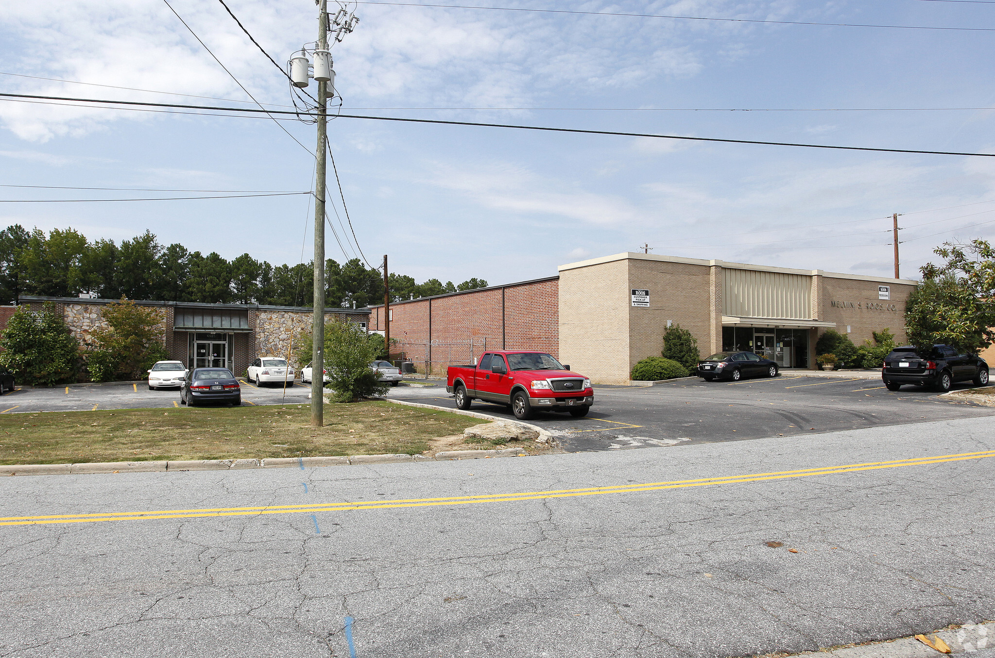 4465 Commerce Dr SW, Atlanta, GA for lease Primary Photo- Image 1 of 6