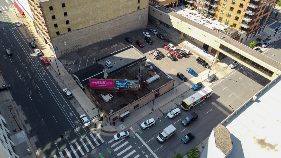 318-328 3rd St S, Minneapolis, MN à vendre - Photo principale - Image 1 de 2