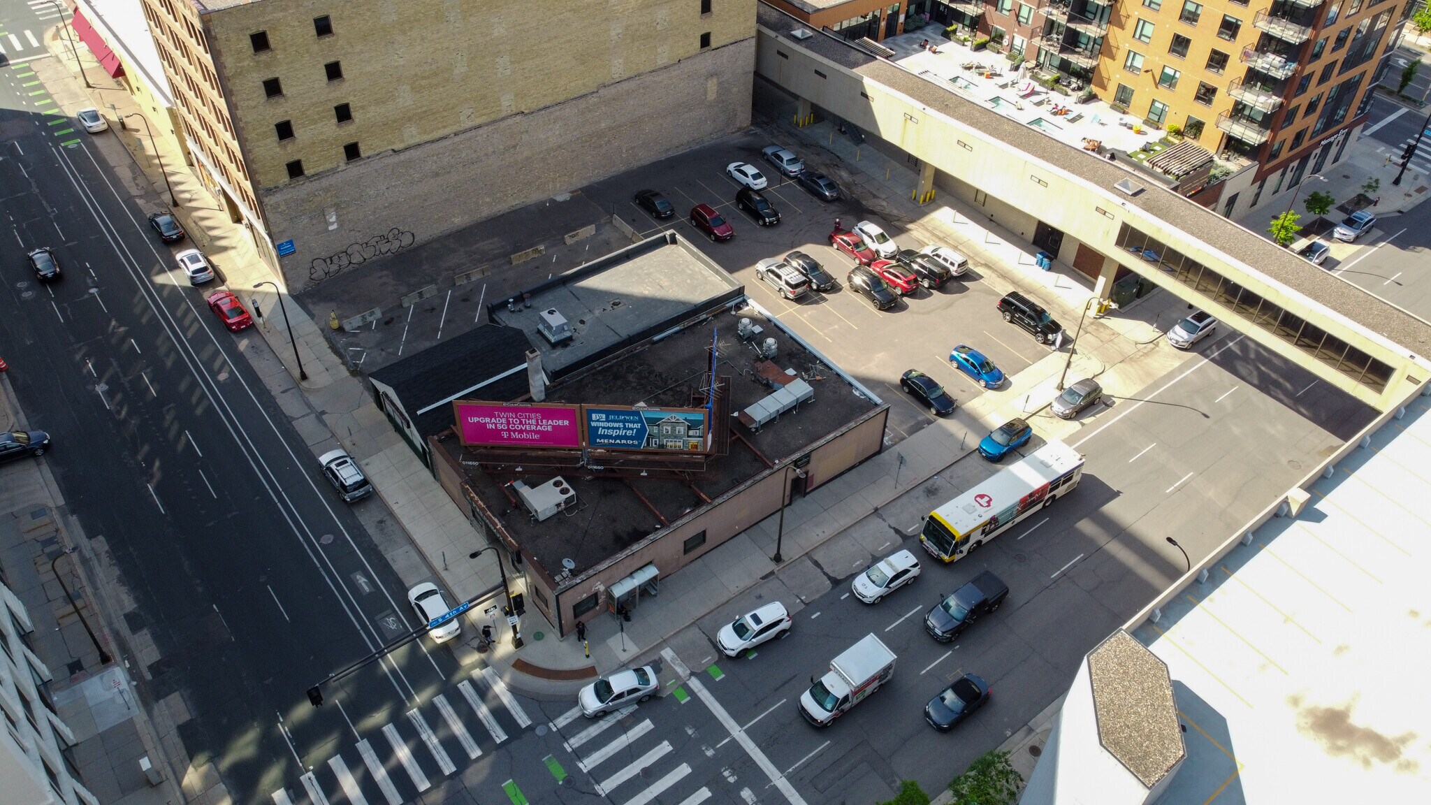 318-328 3rd St S, Minneapolis, MN à vendre Photo principale- Image 1 de 3