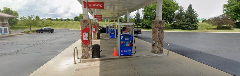 2545 Mayfield Way, Richfield, WI à vendre - Photo principale - Image 1 de 3