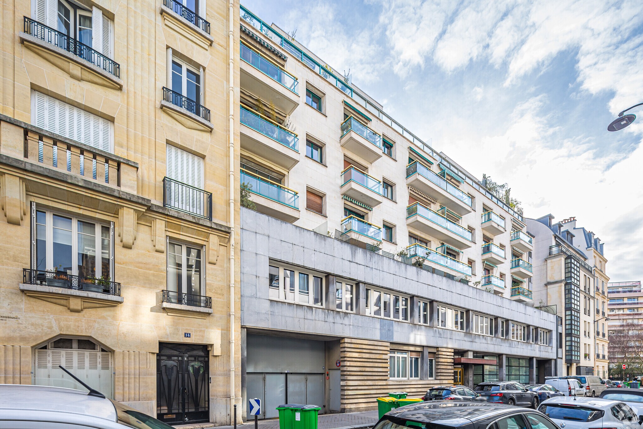 12 Rue Vernier, Paris for lease Primary Photo- Image 1 of 4