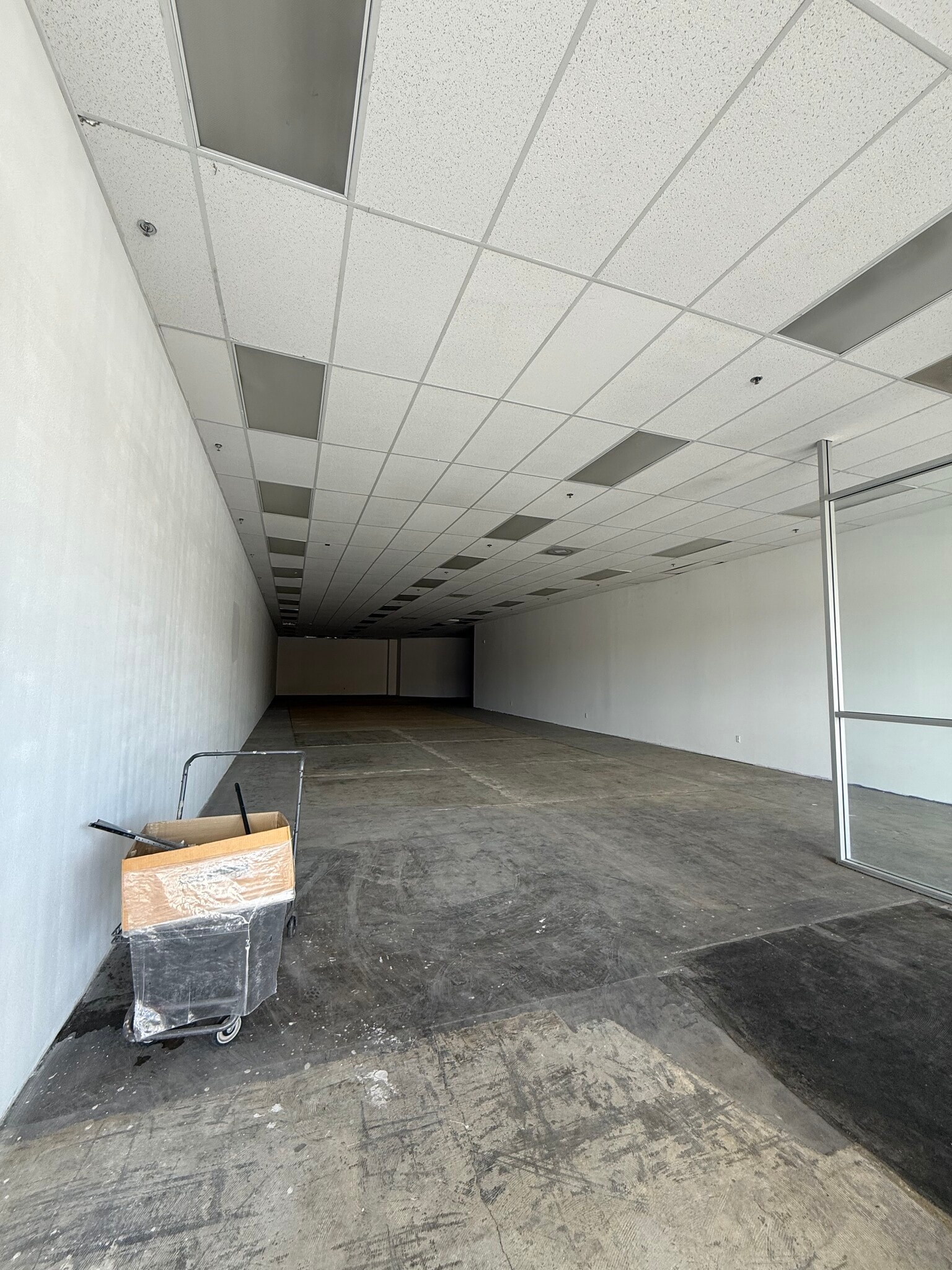 1720-1868 E Charleston Blvd, Las Vegas, NV for lease Interior Photo- Image 1 of 4