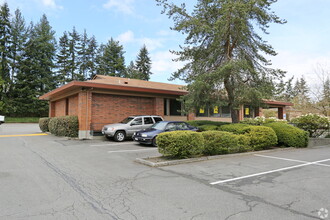 6016-6026 204th St SW, Lynnwood, WA for lease Building Photo- Image 2 of 3