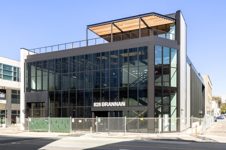 828 Brannan St, San Francisco, CA for lease - Building Photo - Image 1 of 16