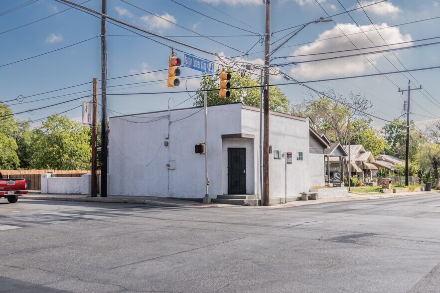 630 S Walters, San Antonio, TX for sale - Building Photo - Image 3 of 49