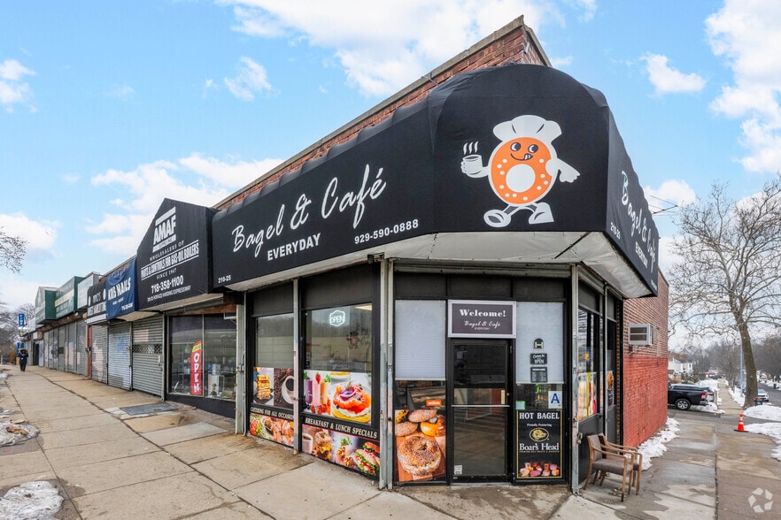 21001 Horace Harding Expy, Flushing, NY for lease - Primary Photo - Image 1 of 5