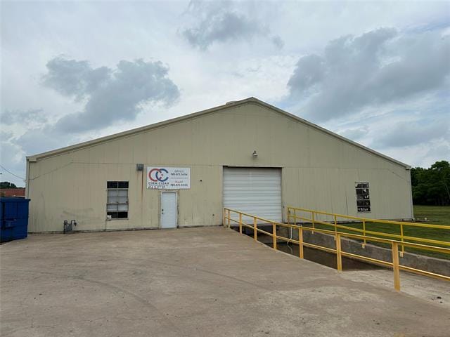 616 S 9th St, Corsicana, TX for sale - Primary Photo - Image 1 of 40
